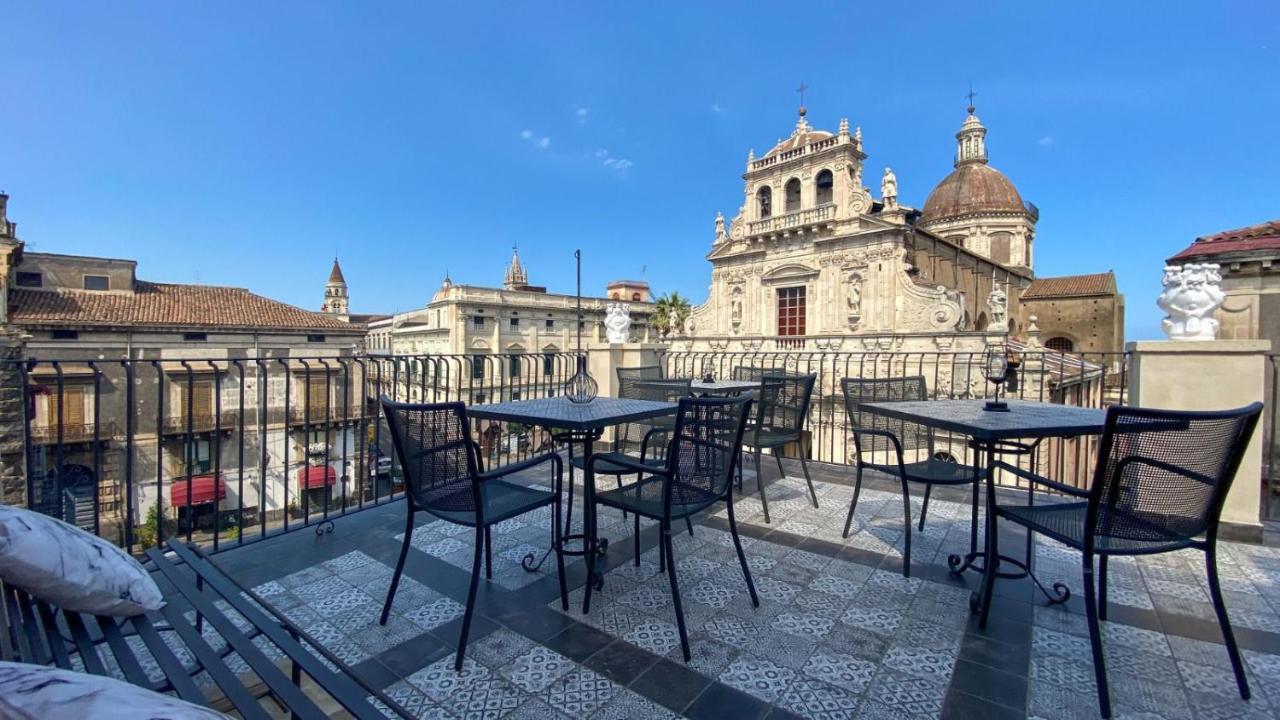 Отель Palazzo Frami Ачиреале Экстерьер фото