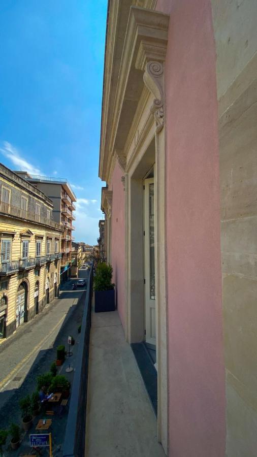 Отель Palazzo Frami Ачиреале Экстерьер фото